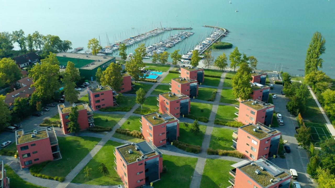 Prime Apartmans Balatonlelle Esterno foto