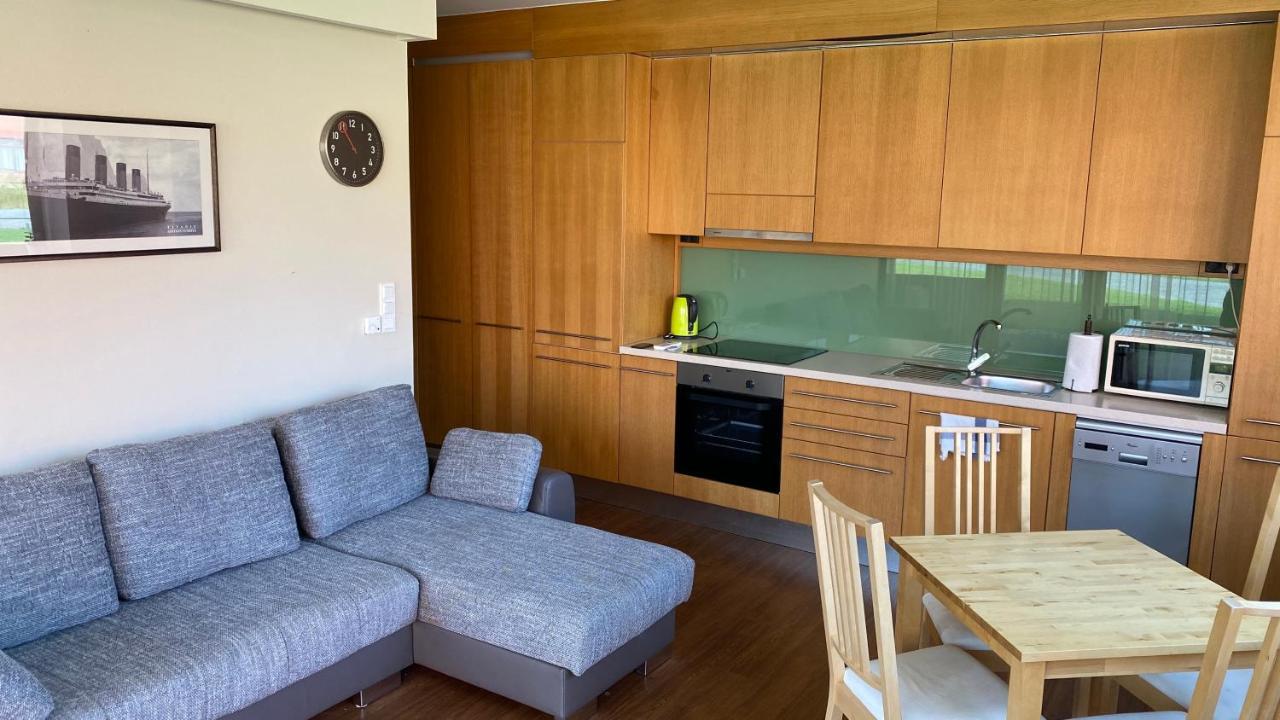 Prime Apartmans Balatonlelle Esterno foto