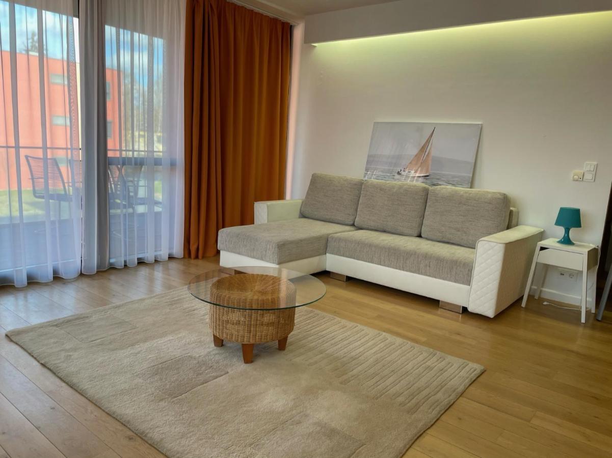 Prime Apartmans Balatonlelle Esterno foto