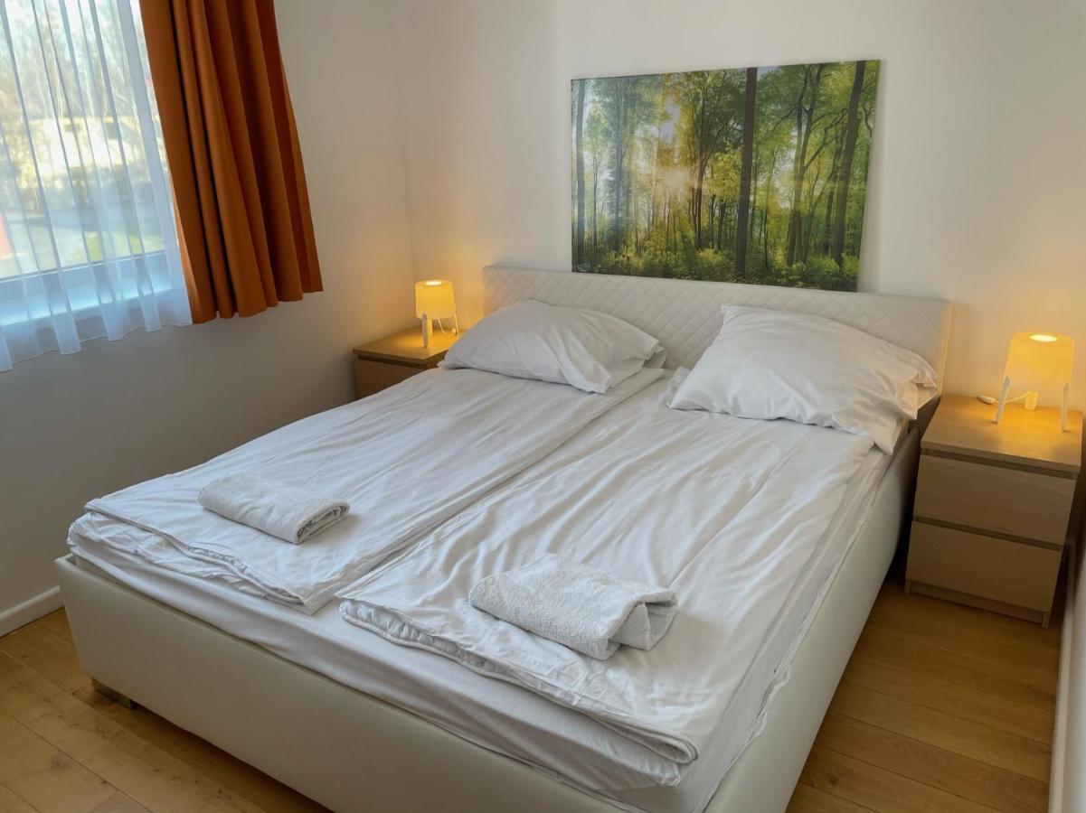 Prime Apartmans Balatonlelle Esterno foto